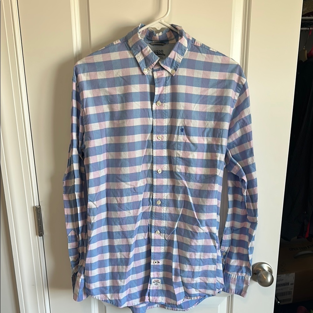 IZOD Men's Blue and Pink Checkered Shirt